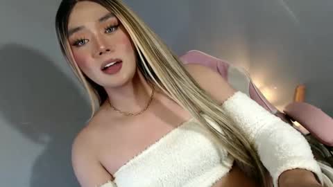 lovers moon22 online show from 01-22-25, 04:13