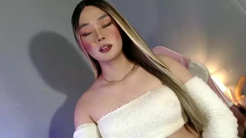 lovers moon22 online show from 01-31-25, 11:35