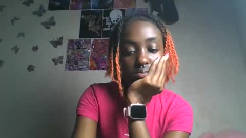 Snapshot of lovers_oncam chatting on 05-04-26, 12:01 RedJoy online show from 05-04-26, 12:01