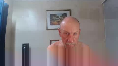 Snapshot of lovesblackazz chatting on 12-18-25, 10:43 Lovesblackazz online show from 12-18-25, 10:43