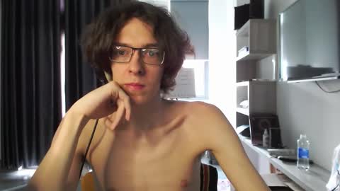 Snapshot of lovesomecookies chatting on 02-09-26, 03:10 LovesomeCookie online show from 02-09-26, 03:10