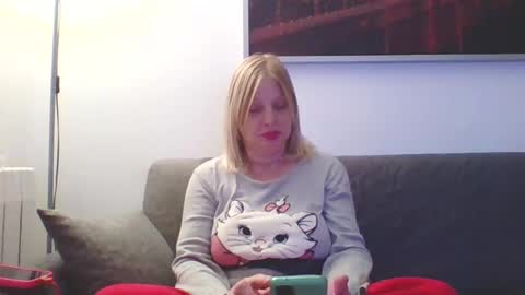 Marlyn online show from 12-06-24, 10:52