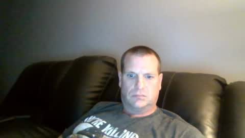 Snapshot of lovetocum37 chatting on 12-12-24, 04:15 lovetocum37 online show from 12-12-24, 04:15