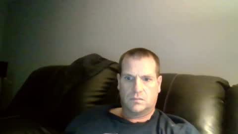 Snapshot of lovetocum37 chatting on 02-03-25, 02:25 lovetocum37 online show from 02-03-25, 02:25