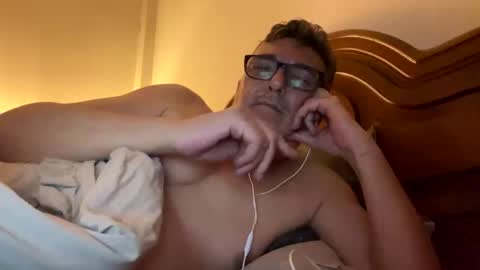 Snapshot of lovetolick1703 chatting on 01-09-25, 12:03 LovetoLick online show from 01-09-25, 12:03