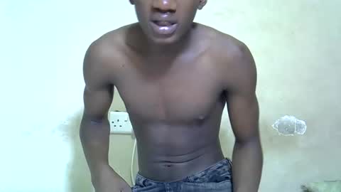 lovics online show from 11-19-25, 04:40