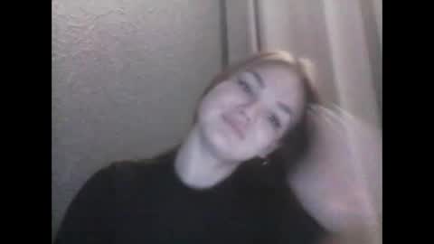 Snapshot of loviesimone chatting on 10-01-25, 10:38 loviesimone online show from 10-01-25, 10:38