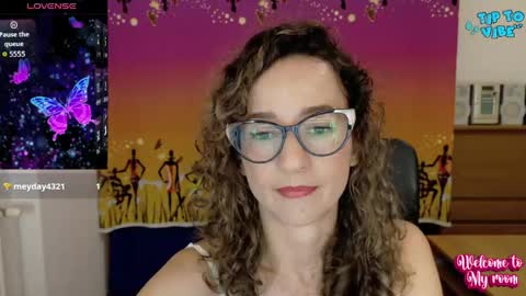 Snapshot of loving__lily chatting on 04-17-26, 07:55 loving online show from 04-17-26, 07:55