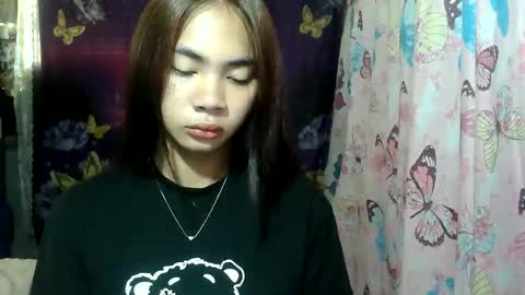 Snapshot of loving_rhean chatting on 06-09-26, 12:00 loving_rhean online show from 06-09-26, 12:00