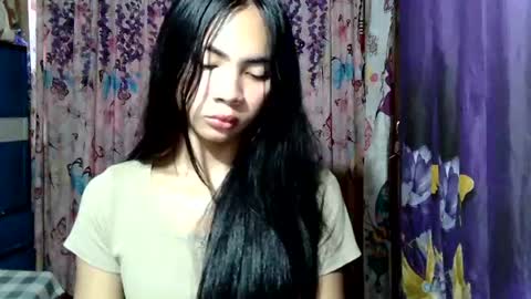 Snapshot of loving_rhean chatting on 07-24-26, 10:52 loving_rhean online show from 07-24-26, 10:52