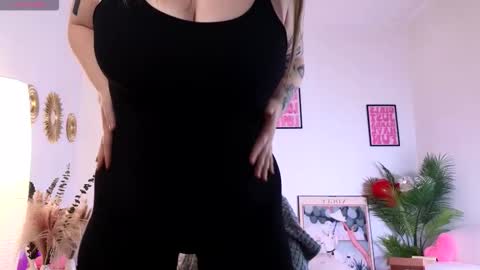 Call me Aphrodite online show from 03-04-26, 07:25