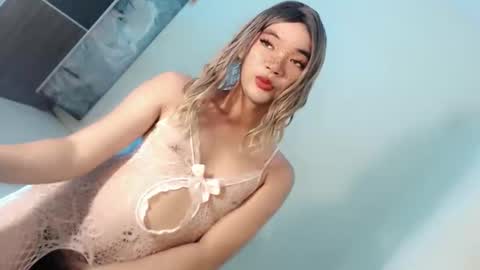 Lovingmonaru969 online show from 09-20-25, 01:01