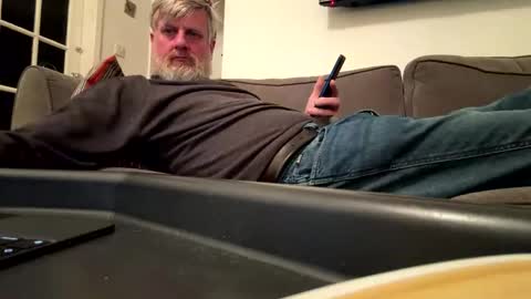 lowrylowry1 online show from 04-12-26, 09:53