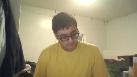 Snapshot of lpop81020 chatting on 01-12-26, 01:00 lpop81020 online show from 01-12-26, 01:00