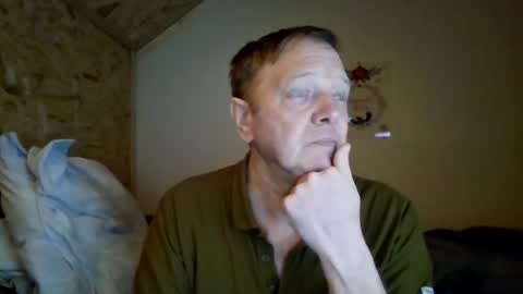 lu485947452685 online show from 12-18-25, 06:58