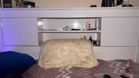 Snapshot of luan2006lovecarti chatting on 09-28-25, 03:01 luan online show from 09-28-25, 03:01