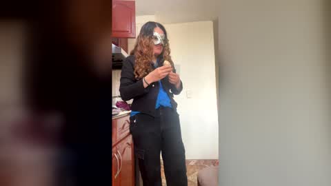 Snapshot of luana_winner chatting on 12-16-25, 09:09 luana_winner online show from 12-16-25, 09:09