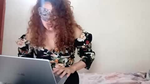 luanapowerful online show from 02-22-25, 04:07