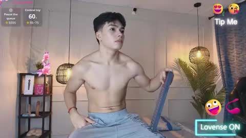 lUAN online show from 05-15-26, 11:50