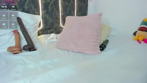 luany_moon online show from 07-14-26, 10:21