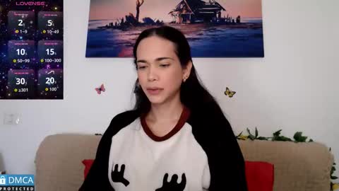 luara_ online show from 11-28-25, 01:03