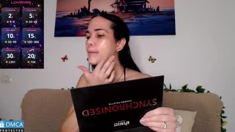 Snapshot of luara_ chatting on 01-13-26, 12:32 luara_ online show from 01-13-26, 12:32