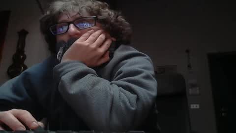 Snapshot of luca78_78 chatting on 01-11-26, 01:38 luca78 online show from 01-11-26, 01:38