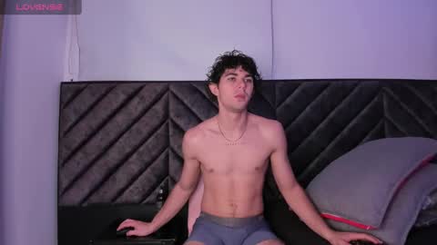 Luca Ferrer online show from 12-07-24, 02:09