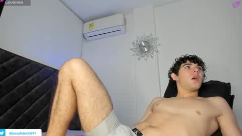 Luca Ferrer online show from 02-14-25, 04:26