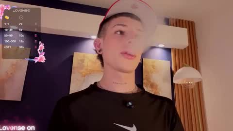 Luca  online show from 03-25-26, 03:01