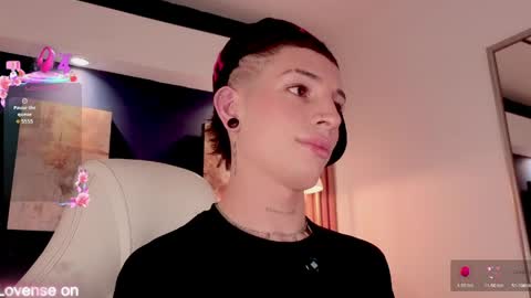 Luca  online show from 03-30-26, 03:29