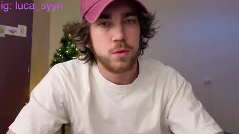 Snapshot of luca_syn chatting on 12-17-25, 10:27 Luca S online show from 12-17-25, 10:27