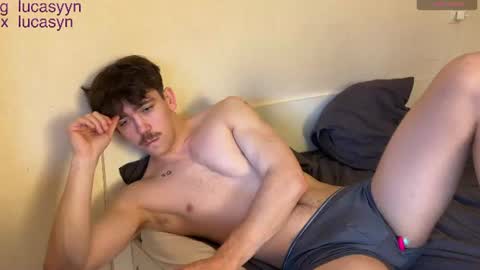 Snapshot of luca_syn chatting on 07-18-26, 01:04 Luca S online show from 07-18-26, 01:04