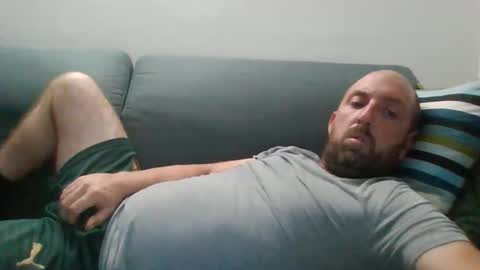 Snapshot of lucabeech88 chatting on 09-24-25, 08:01 Luca online show from 09-24-25, 08:01