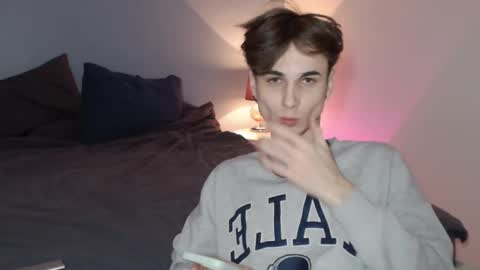 Snapshot of lucacharm chatting on 01-20-25, 09:22 lucacharm online show from 01-20-25, 09:22