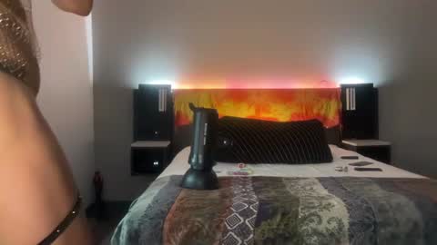 Snapshot of lucalongdick chatting on 07-10-26, 03:22 lucalongdick online show from 07-10-26, 03:22