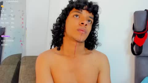 lucas_cruz1 online show from 07-07-26, 06:47