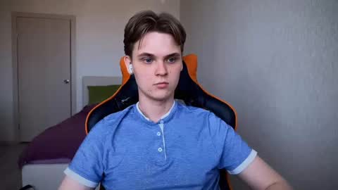 Lucas Gill online show from 03-06-25, 06:19