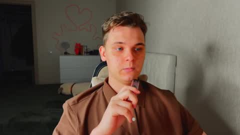 Lucas Gill online show from 01-07-26, 02:41