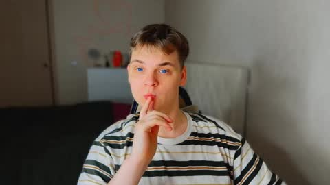 Lucas Gill online show from 02-21-26, 07:20