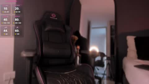   online show from 03-04-26, 03:40