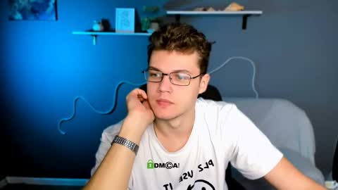 lucas_long_ online show from 10-20-25, 08:37