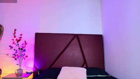 Lucas lovee online show from 04-05-26, 01:41