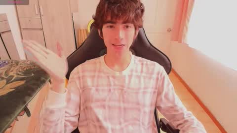 Snapshot of lucas_xo chatting on 09-11-25, 03:23 lucas_xo online show from 09-11-25, 03:23