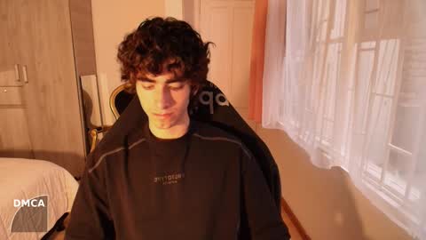 Snapshot of lucas_xo chatting on 09-27-25, 10:26 lucas_xo online show from 09-27-25, 10:26