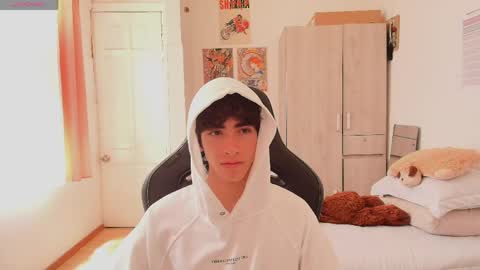 lucas_xo online show from 05-27-26, 06:16