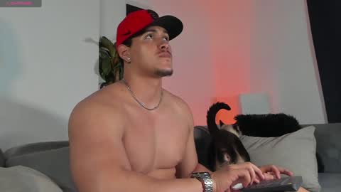 LUCA SANTOS online show from 01-24-25, 04:59