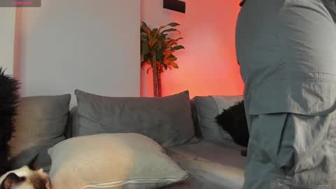 LUCA SANTOS online show from 01-30-25, 04:37