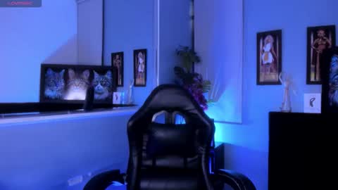 Snapshot of lucascarterr chatting on 11-05-25, 01:27 lucascarterr online show from 11-05-25, 01:27