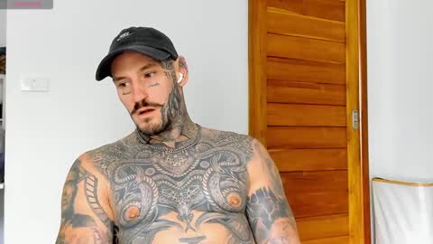 lucasexclusive online show from 10-22-25, 06:35